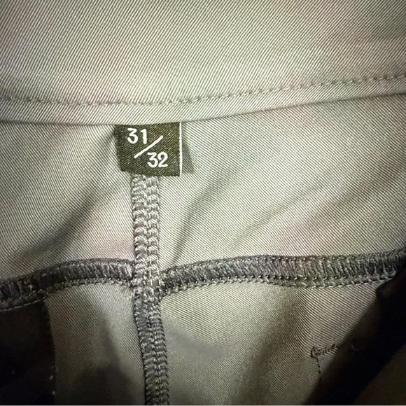 Public Rec men’s gray slim fit pants waist 31 inches and 32 inches - Picture 8 of 9
